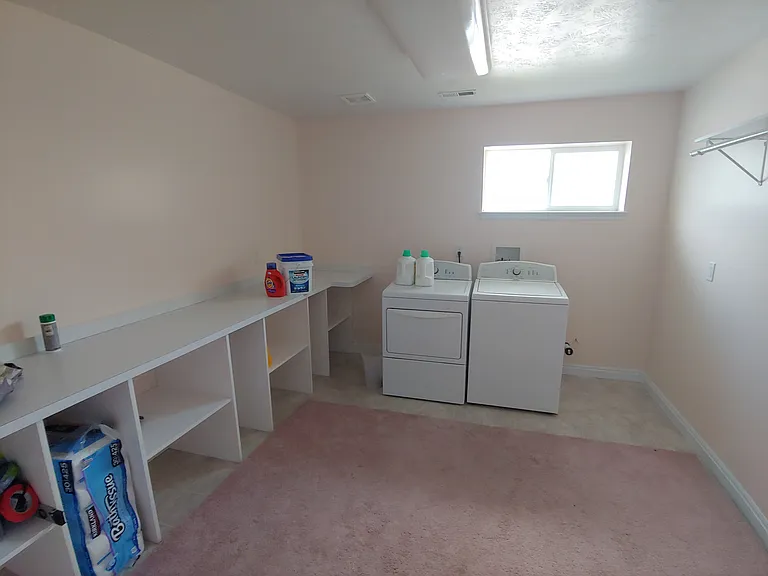 3636 S 1300 E — Photo 14