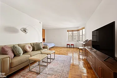 300 East 40th Street