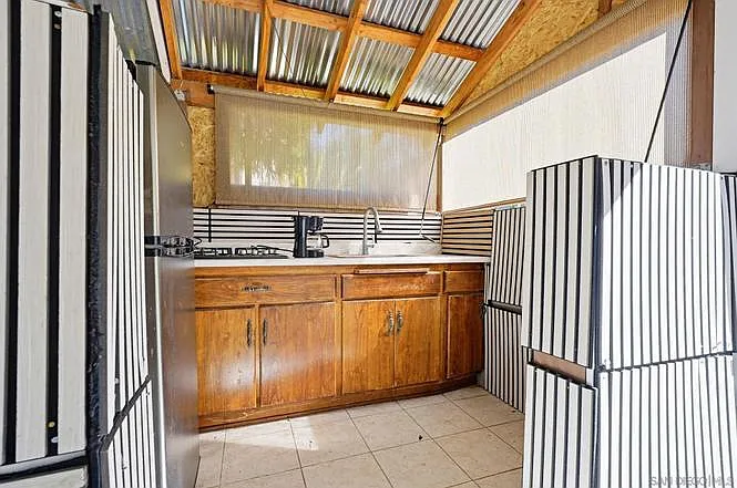 1 bed, 170 sqft, $1,395 — Photo 2