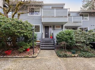 4603 Hoskins Rd, North Vancouver, BC V7K2R2
