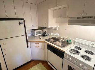 988 Memorial Dr #283T, Cambridge, MA 02138