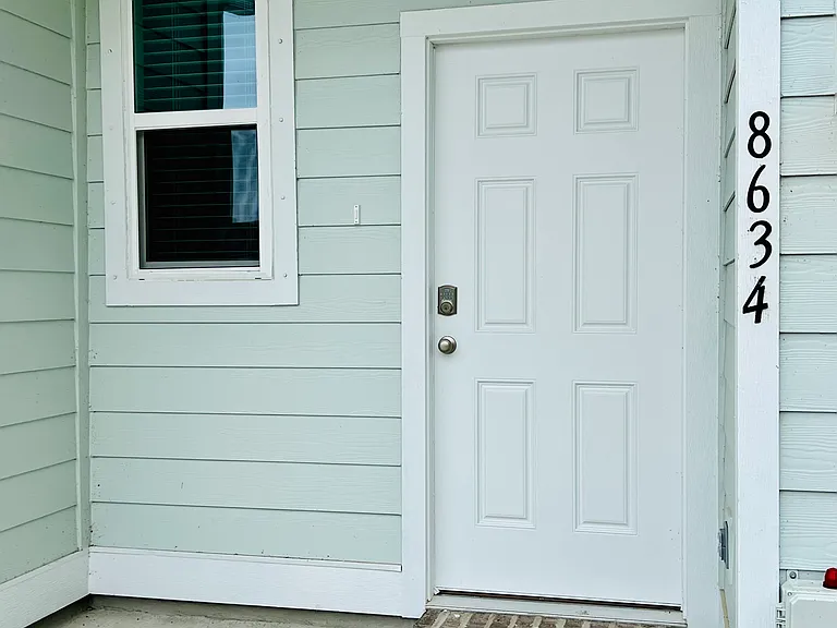8634 Meadow Flower Ln — Photo 1