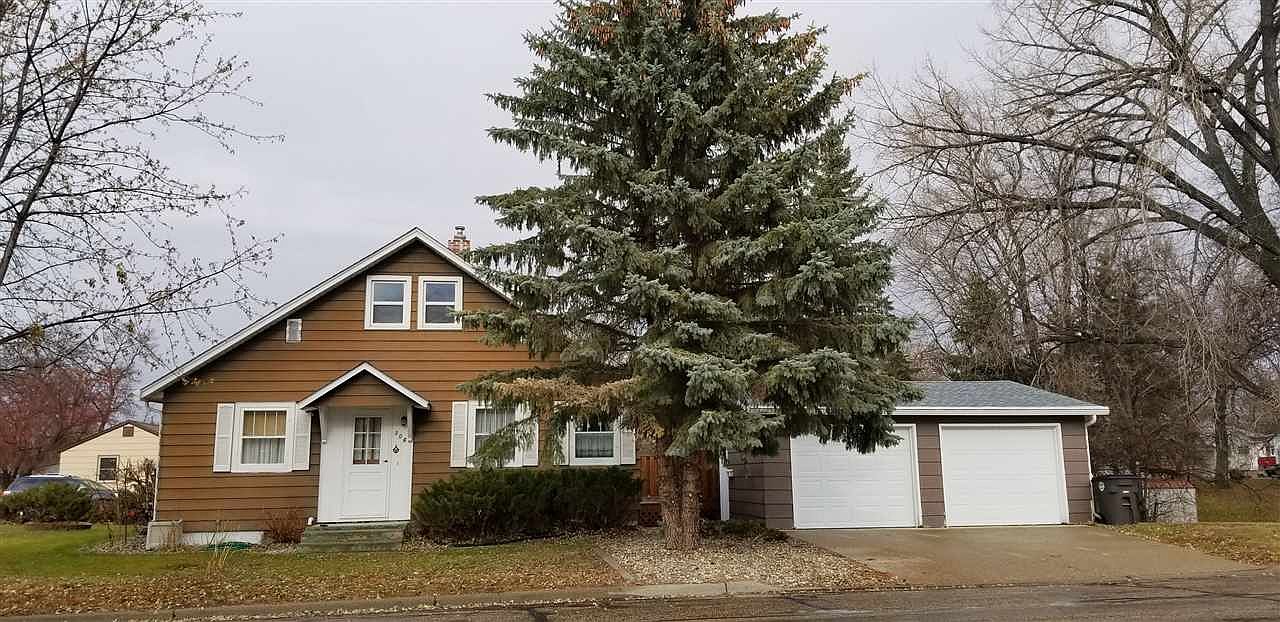306 4th Ave W, Velva, ND 58790 Zillow