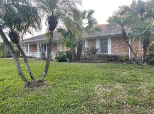 408 E Croton Way, Howey In The Hills, FL 34737
