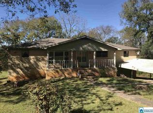 3219 Crest Oval Mountain Rd, Bessemer, AL 35023