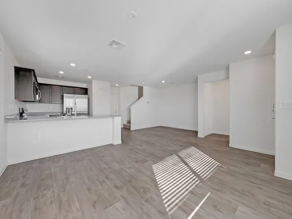 6804 Plum Crazy Ct, North Las Vegas, NV 89086