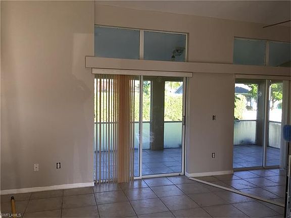 4th image of 4836 SW 24th Ave