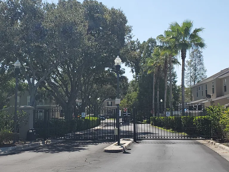 4331 Deermont Cir — Photo 32