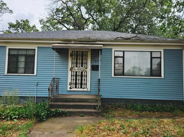 395 Matthews St, Gary, IN 46406