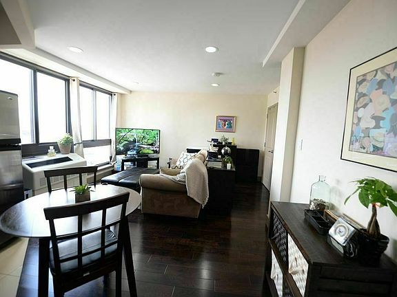 3rd image of 203 E 121st St #1003A