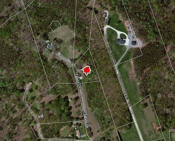 1st image of 210 Tabor Dr