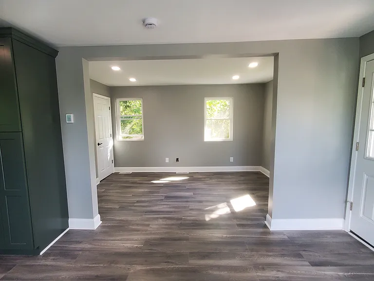 2570 Graffenburg Rd — Photo 9