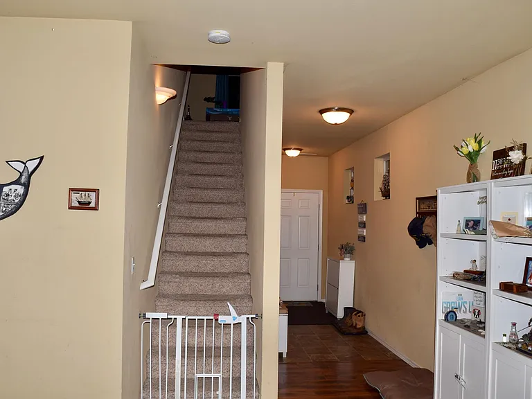 622 Shirehill St — Photo 18