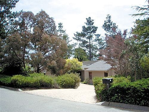 2nd image of 590 Chiswick Way