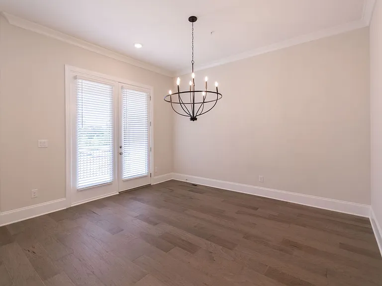 309 Burgess Walk — Photo 8