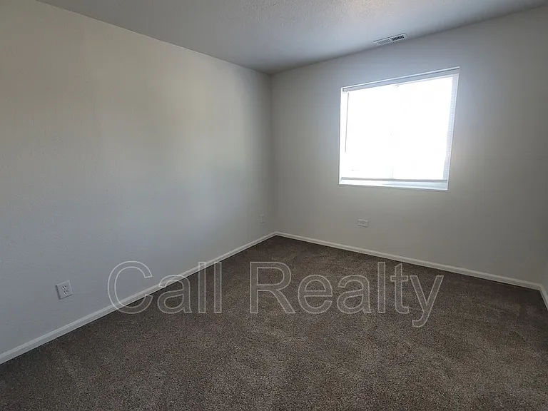 11122 E Valleyway Ave #UPPER — Photo 10
