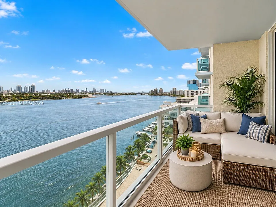 650 West Ave #1507