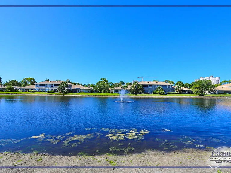 402 Emerald Bay Cir #E7 — Photo 52