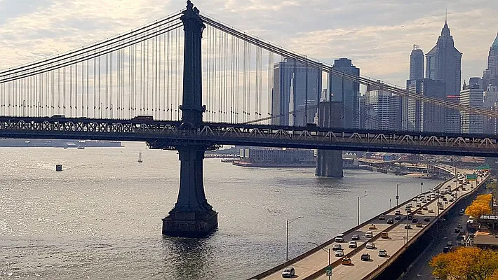 Rented by Bold New York | media 12