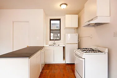 Rented by Nest Seekers International