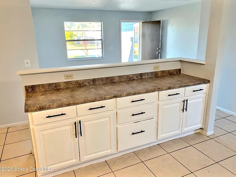 3020 Mary St — Photo 22