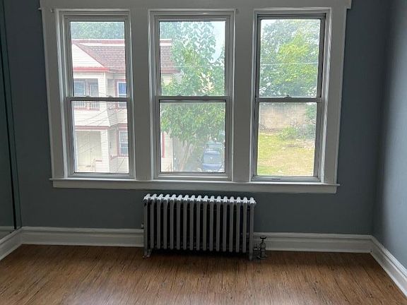 4th image of 814-816 S 19Th St