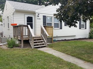 1026 S Vine St, Grand Island, NE 68801