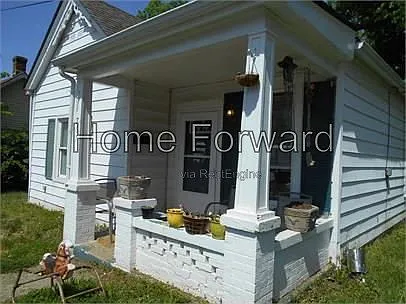 767 Maple Ave — Photo 3