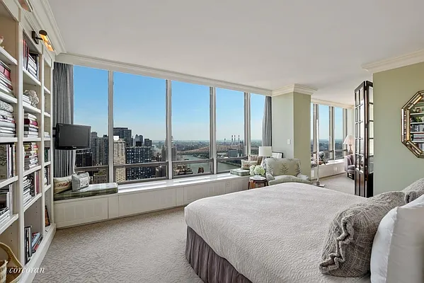 Sold by Corcoran | media 7