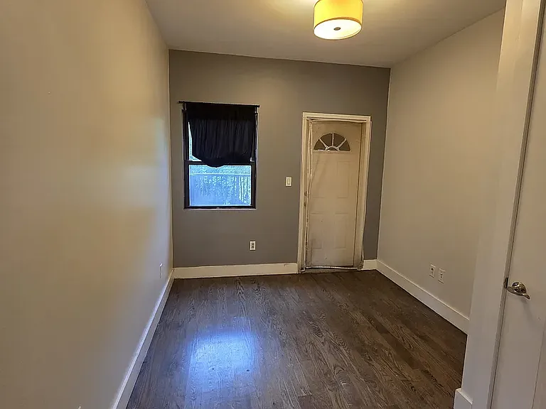 2423 Dean St #2 — Photo 9