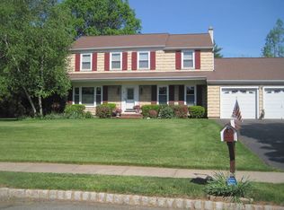 7 Radnor Ct, Hillsborough, NJ