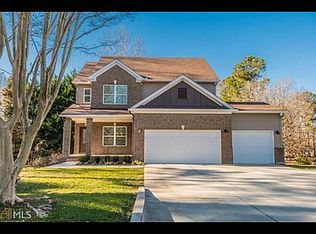 6030 Shadburn Ferry Rd, Buford, GA 30518