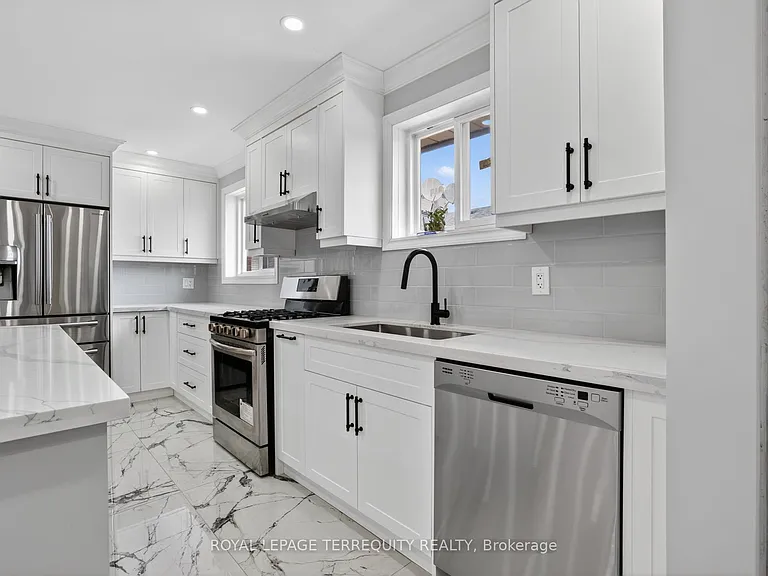 1173 Shadeland Dr — Photo 27