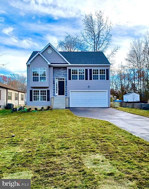 1st image of 423A Lincoln Dr