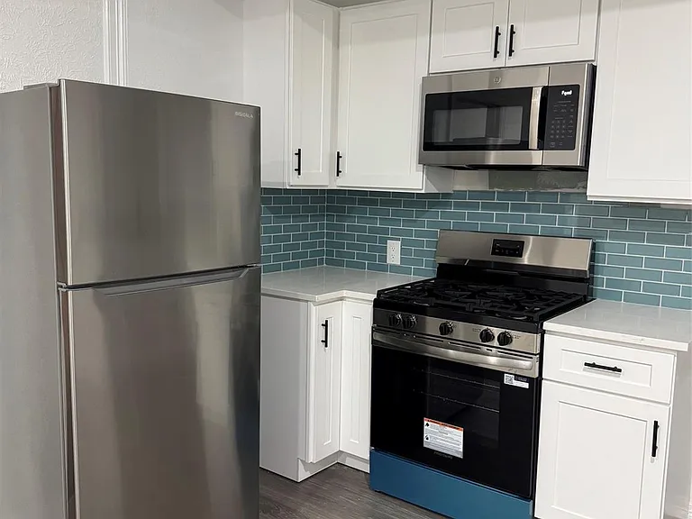 3417 Wisconsin St #B — Photo 12