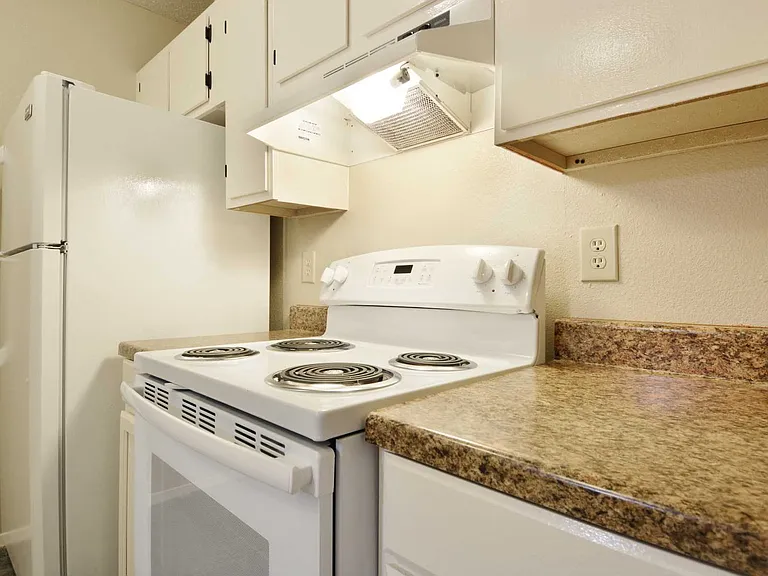 Crossings Apartments — Photo 30