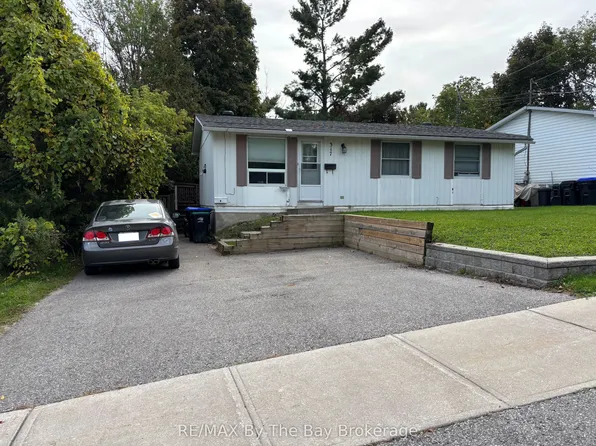 317 Hugel Ave, Midland, ON L4R 1T5