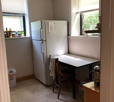 3rd image of 2507 Emerson Ave S APT 9