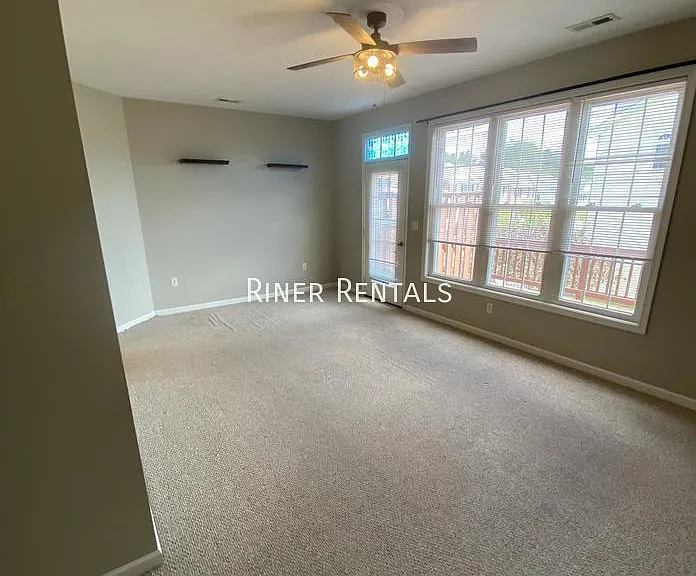 1411 Natural Spring Ln — Photo 6