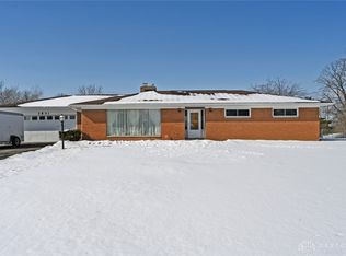 2801 Springfield Jamestown Rd, Springfield, OH 45506