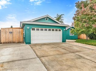 8011 Thunderhead Ave, White City, OR 97503