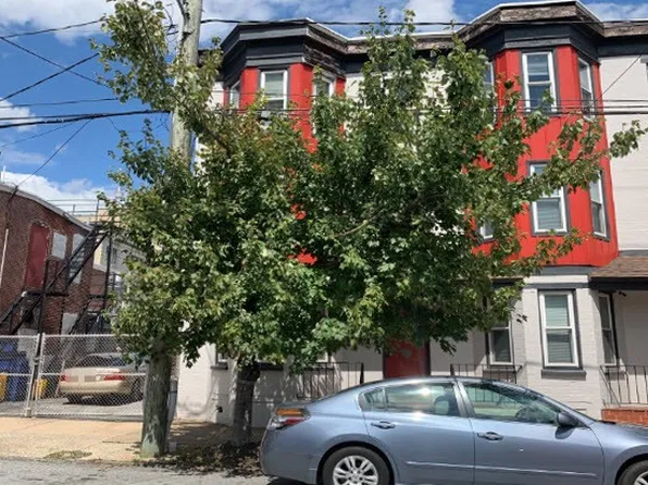 305 E 9th St, Wilmington, DE 19801