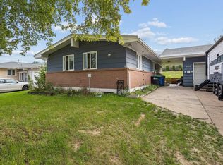 5213 N 85th St, Omaha, NE 68134