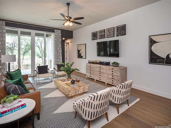5th image of 104 Kingston Court