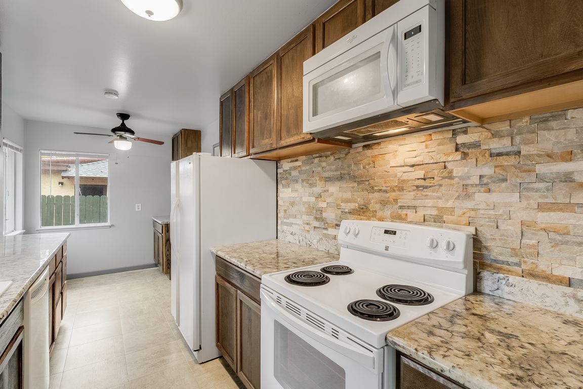 next background image