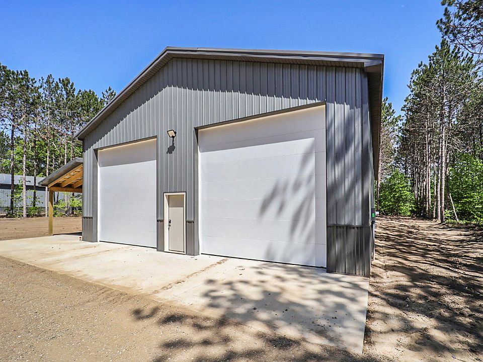 1st image of 3076 Golf Haven Dr NE