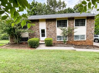 328 Peterson Rd, Knoxville, TN 37934