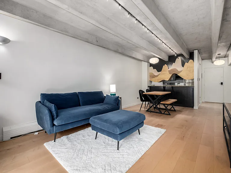 1265 Elizabeth St #305 — Photo 9