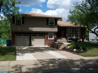 6 Coach Ln, Cherry Hill, NJ 08002