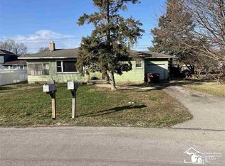 4385 Dixon Rd, Newport, MI 48166